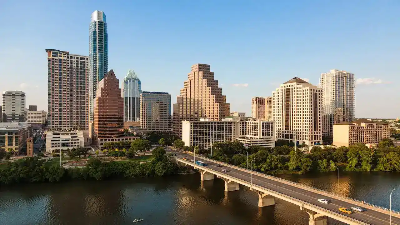 Cost of living in Austin TX skyline view